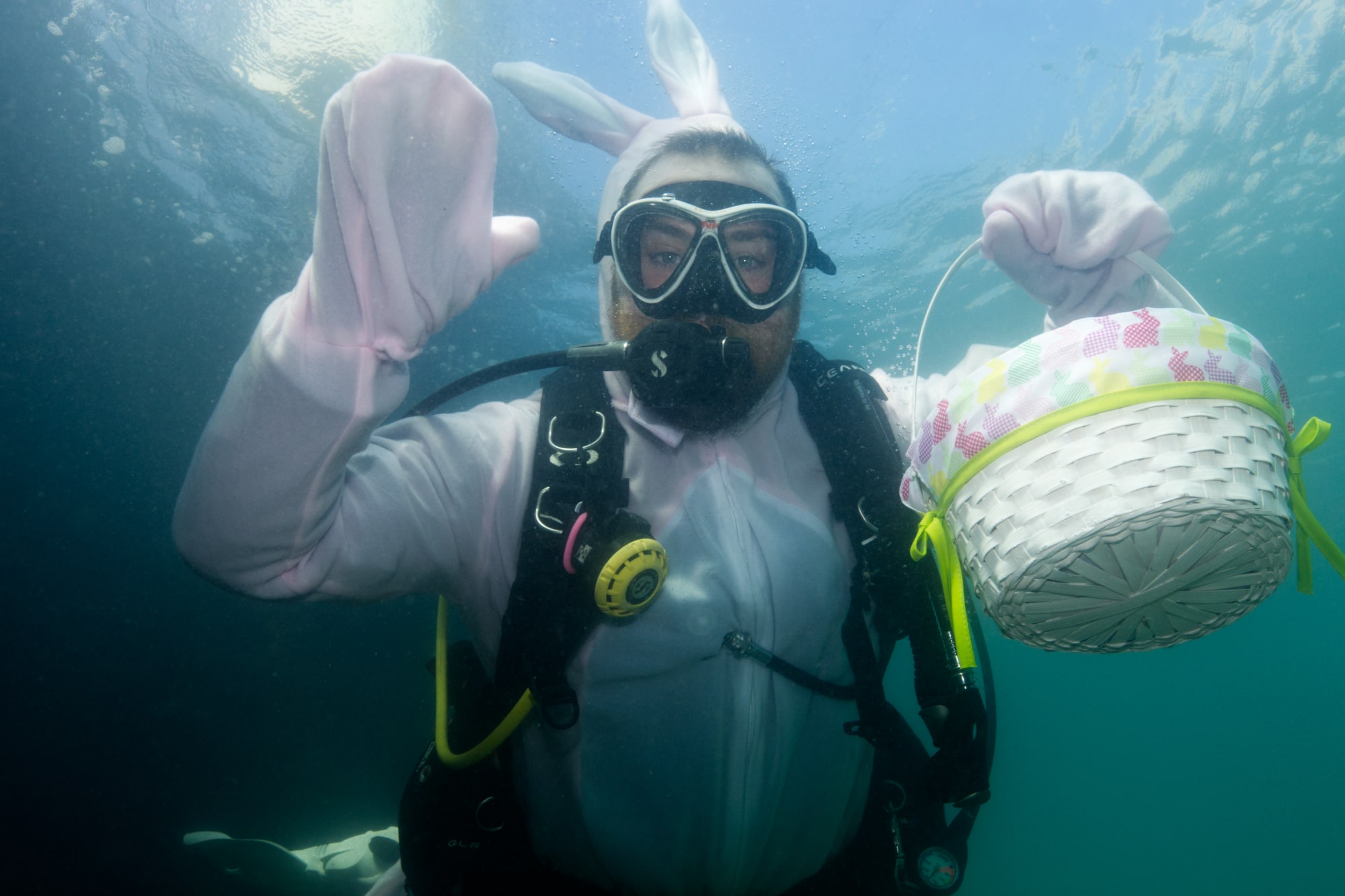 Underwater Easter